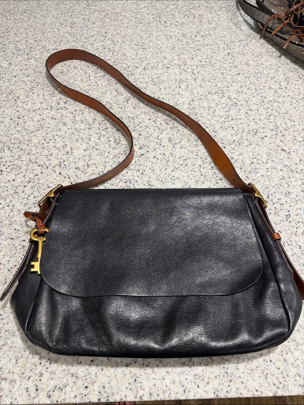 Fossil Black Leather Shoulder Bag with Brown Strap